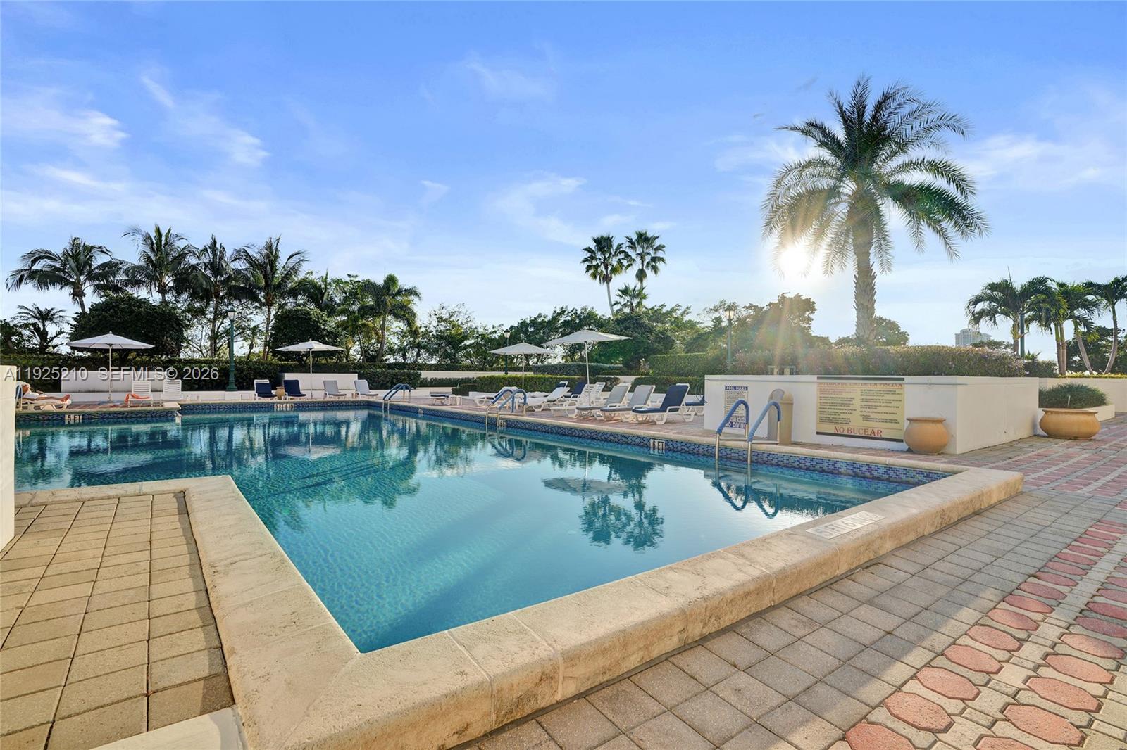 1000 E Island Blvd #1608, Aventura FL 33160