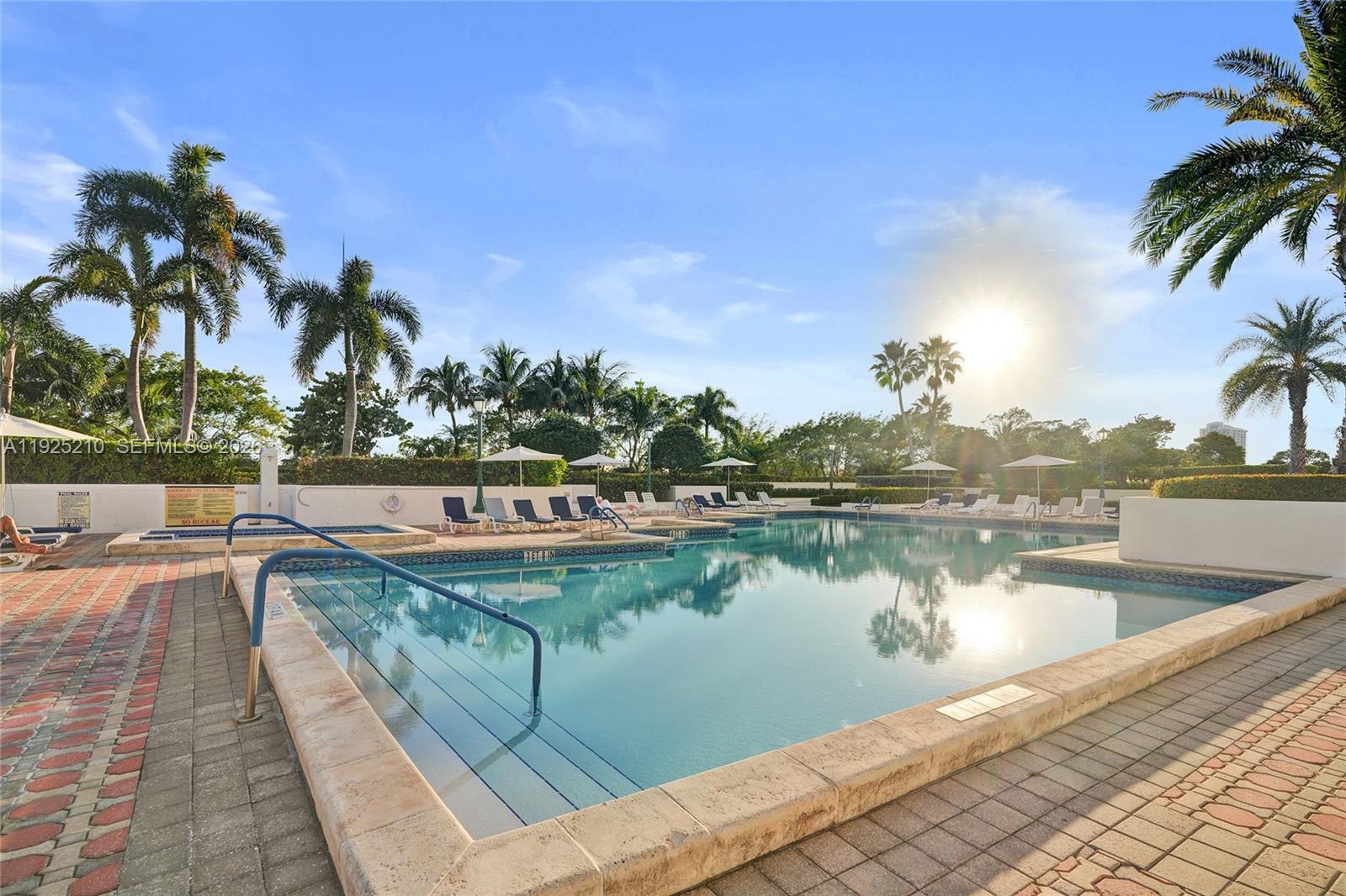 1000 E Island Blvd #1608, Aventura FL 33160