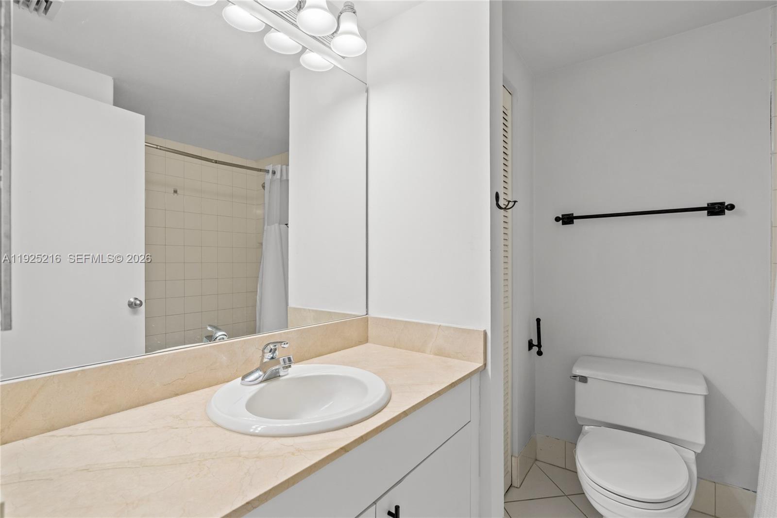 701 Brickell Key Blvd #1911, Miami FL 33131