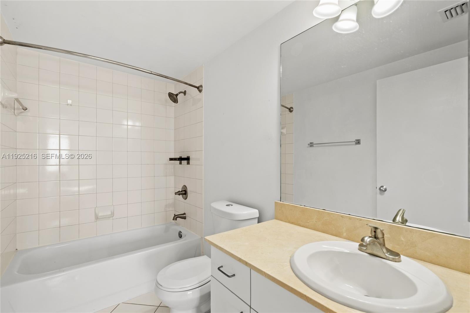 701 Brickell Key Blvd #1911, Miami FL 33131