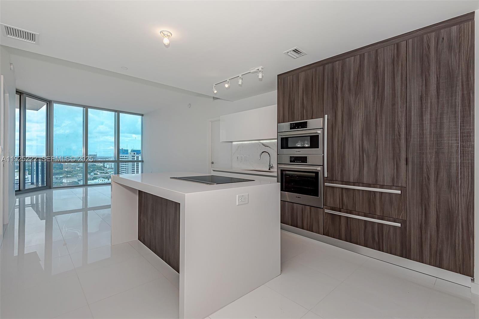 851 NE 1st Ave #1608, Miami FL 33132