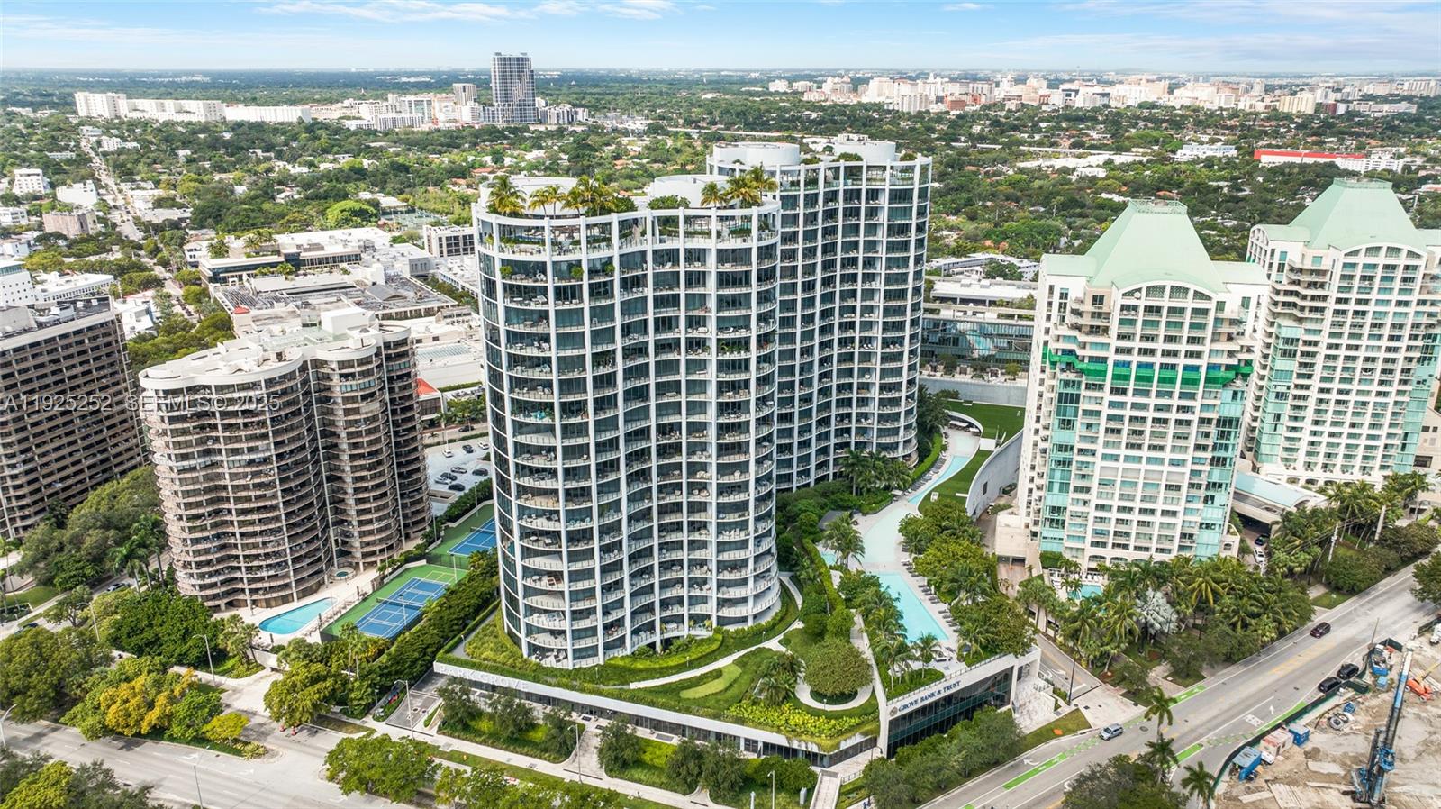 2821 S Bayshore Dr #15C, Miami FL 33133