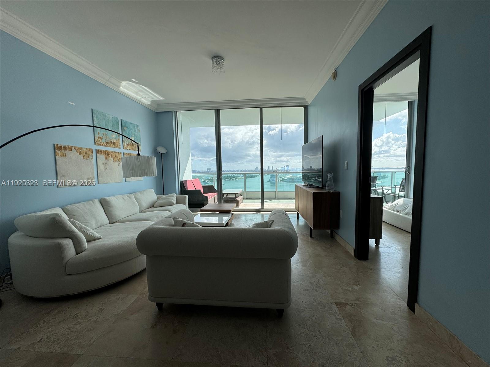 900 Biscayne Blvd #2604, Miami FL 33132
