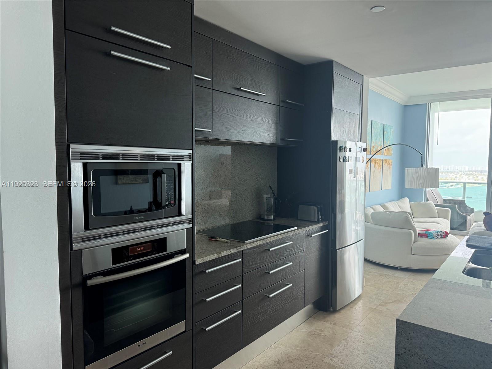 900 Biscayne Blvd #2604, Miami FL 33132