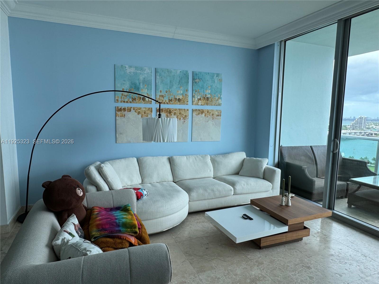 900 Biscayne Blvd #2604, Miami FL 33132
