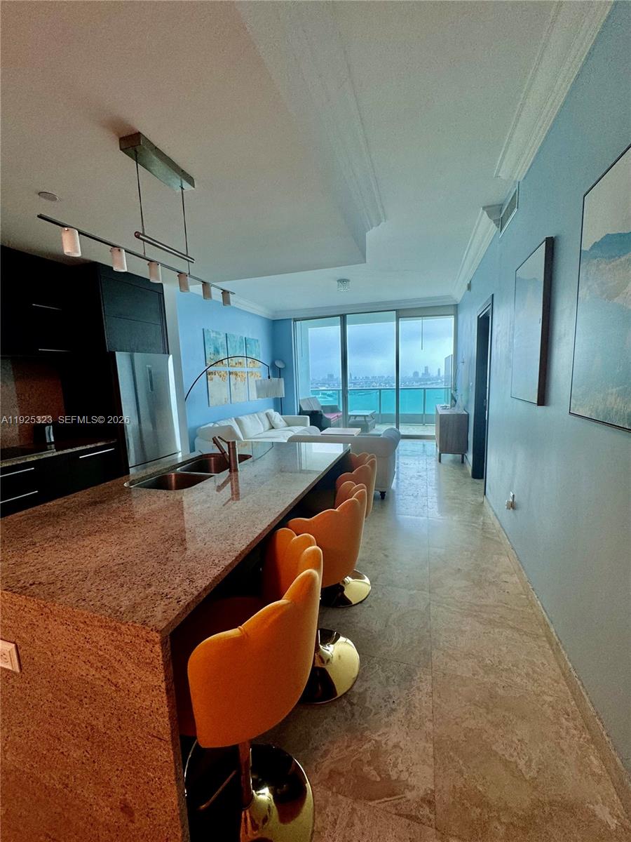 900 Biscayne Blvd #2604, Miami FL 33132