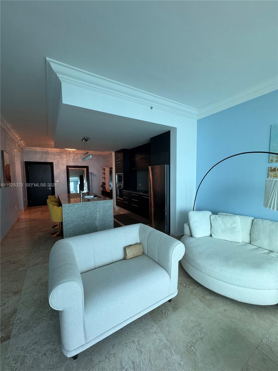 900 Biscayne Blvd #2604, Miami FL 33132