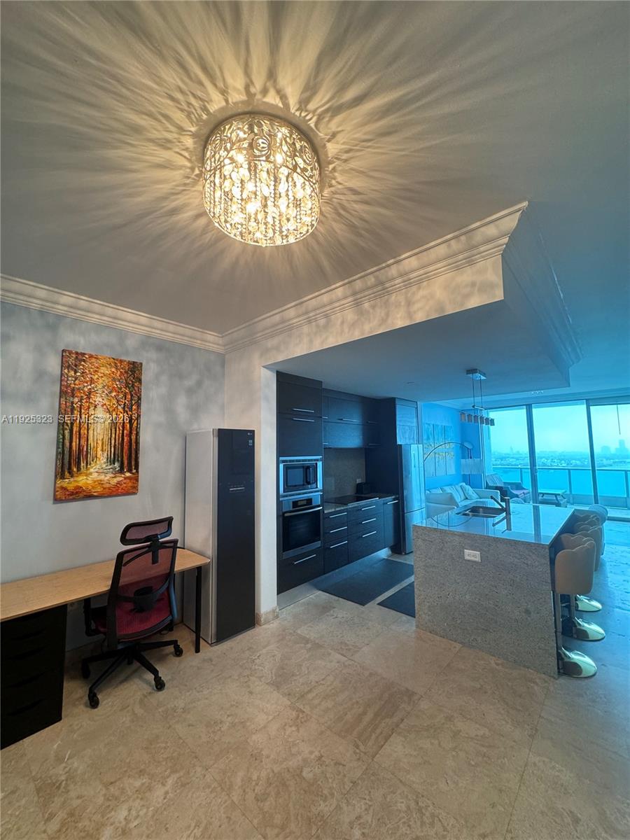 900 Biscayne Blvd #2604, Miami FL 33132