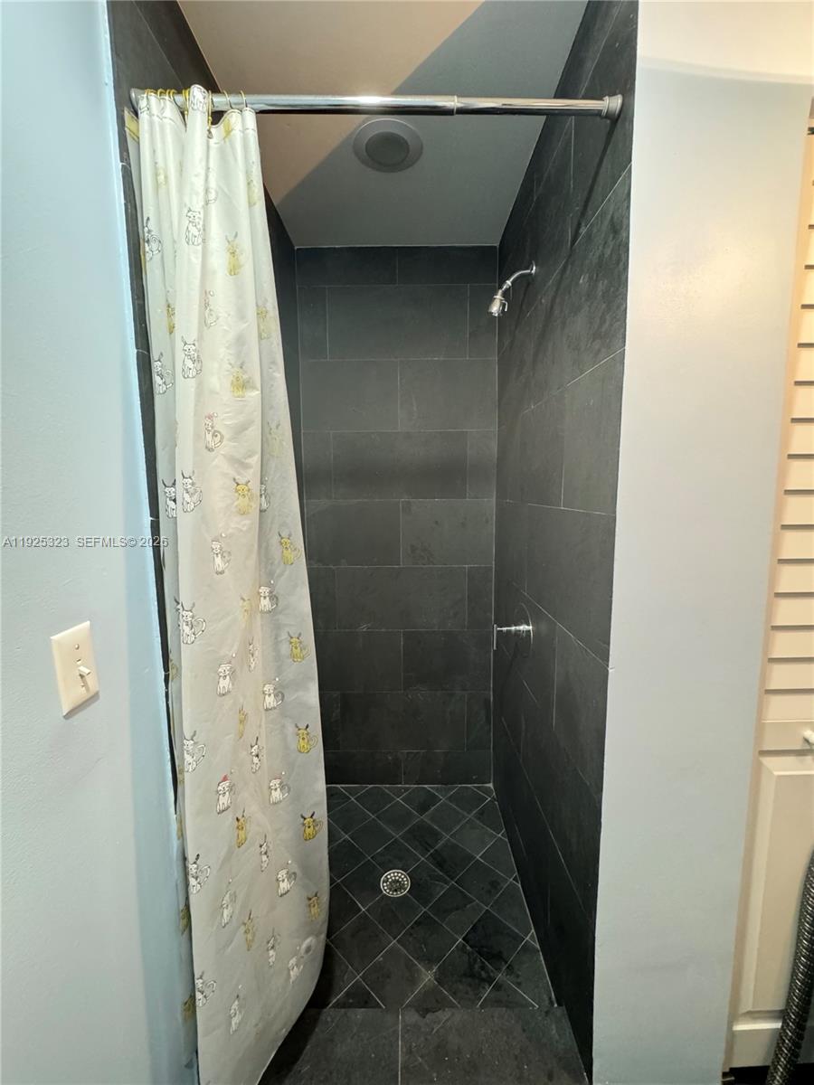 900 Biscayne Blvd #2604, Miami FL 33132