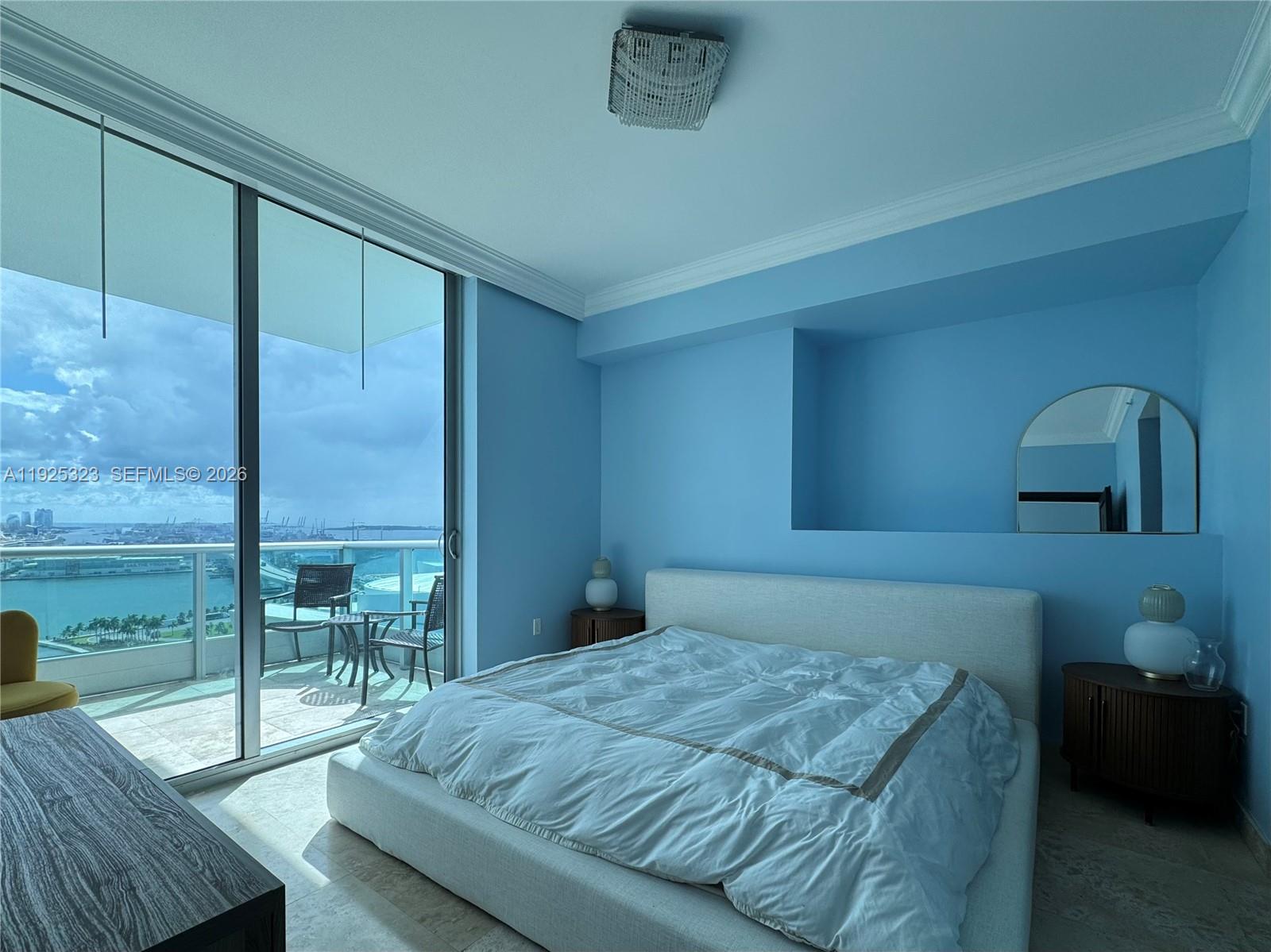 900 Biscayne Blvd #2604, Miami FL 33132