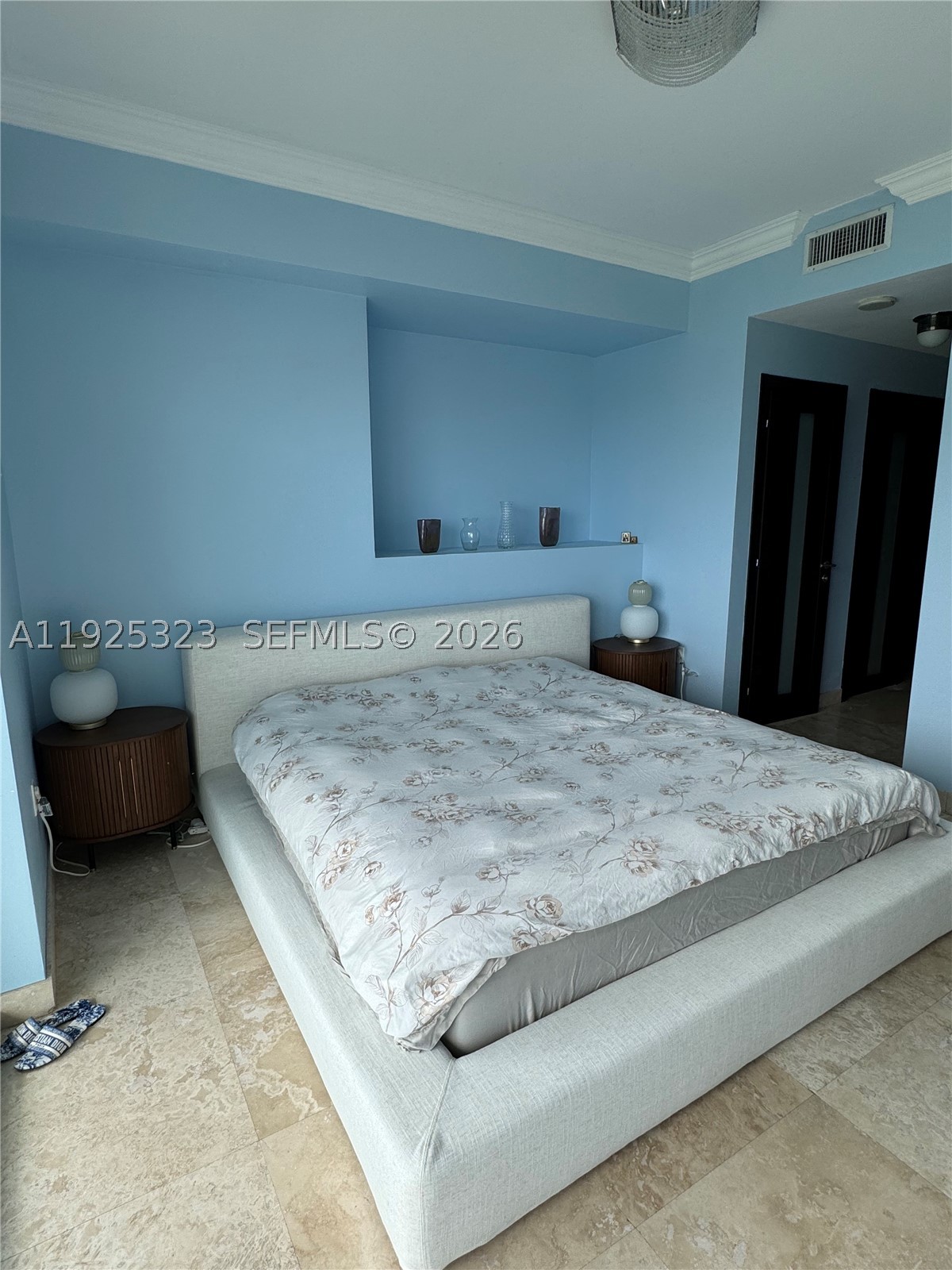 900 Biscayne Blvd #2604, Miami FL 33132