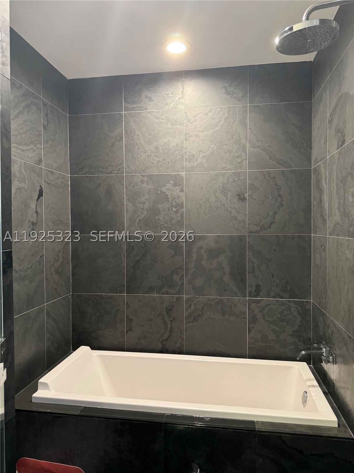 900 Biscayne Blvd #2604, Miami FL 33132