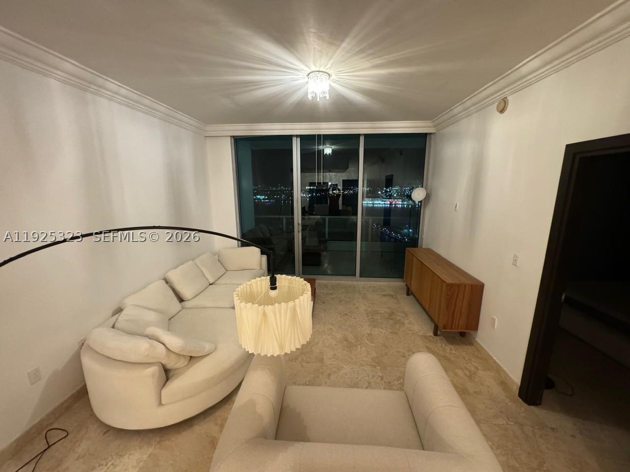 900 Biscayne Blvd #2604, Miami FL 33132