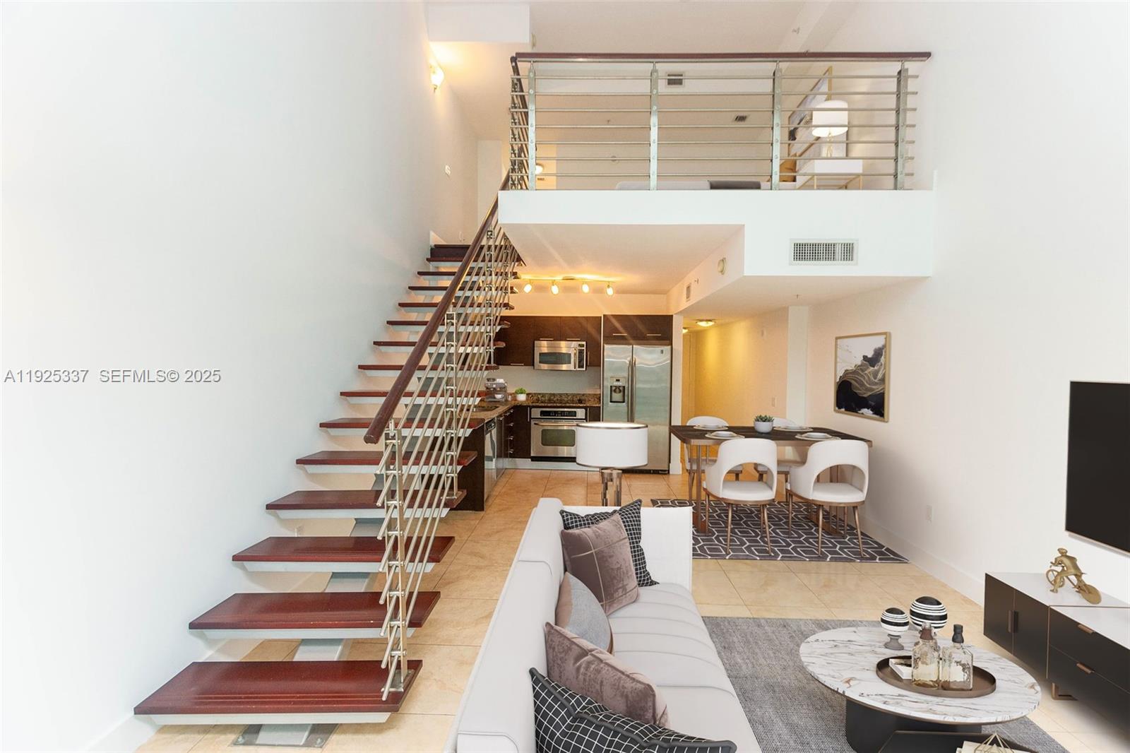 41 SE 5th St #2314, Miami FL 33131