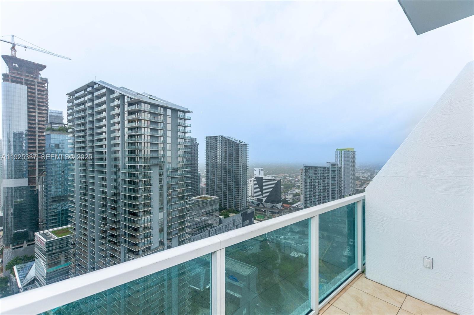 41 SE 5th St #2314, Miami FL 33131