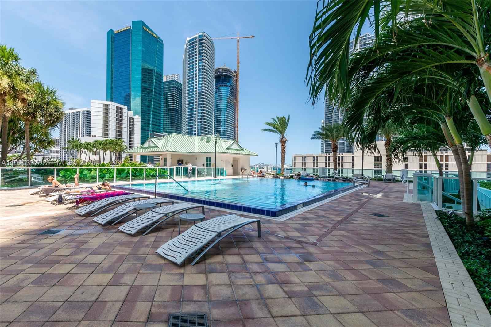 41 SE 5th St #2314, Miami FL 33131