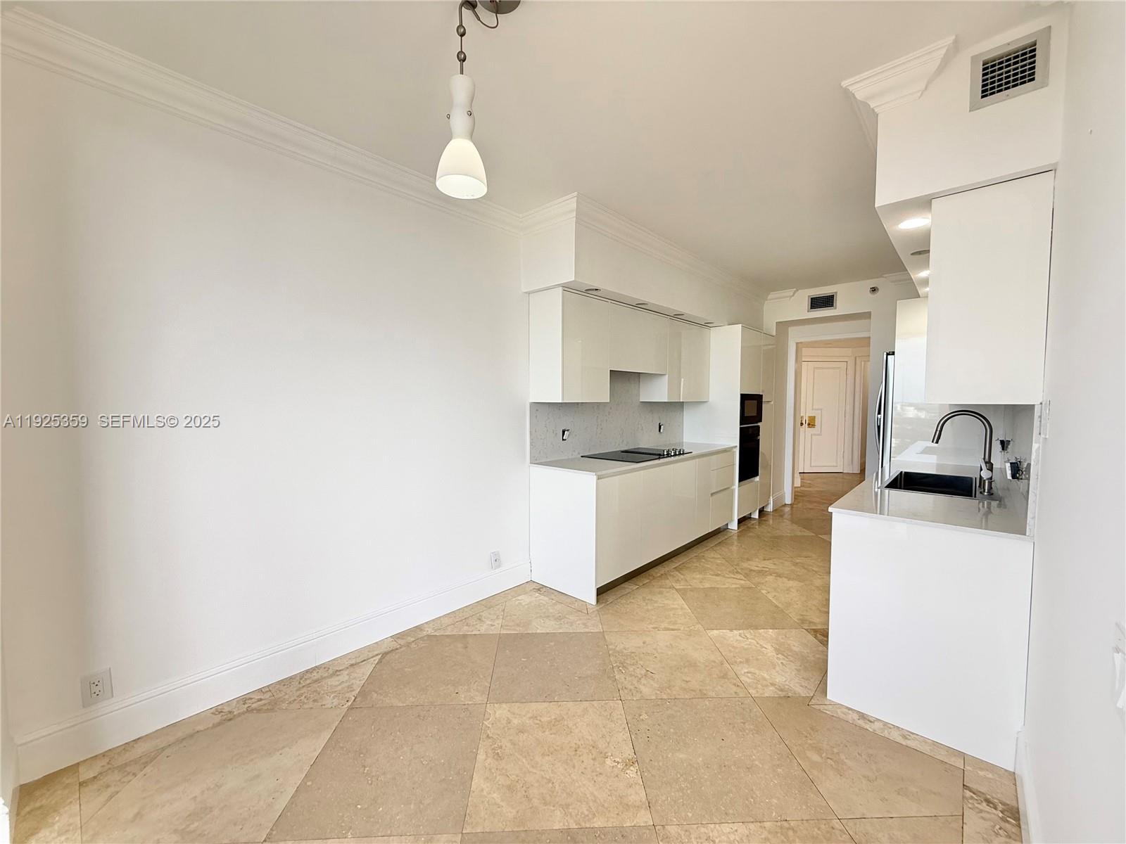3801 NE 207th St #2503, Aventura FL 33180