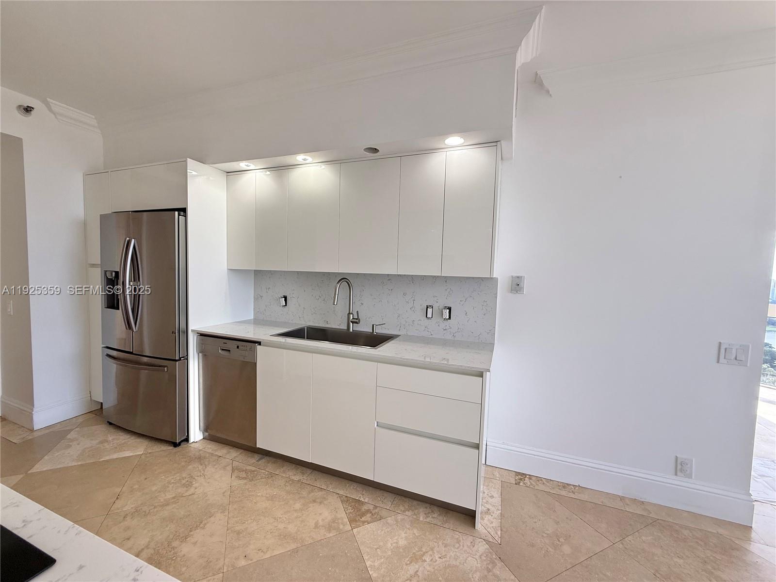 3801 NE 207th St #2503, Aventura FL 33180
