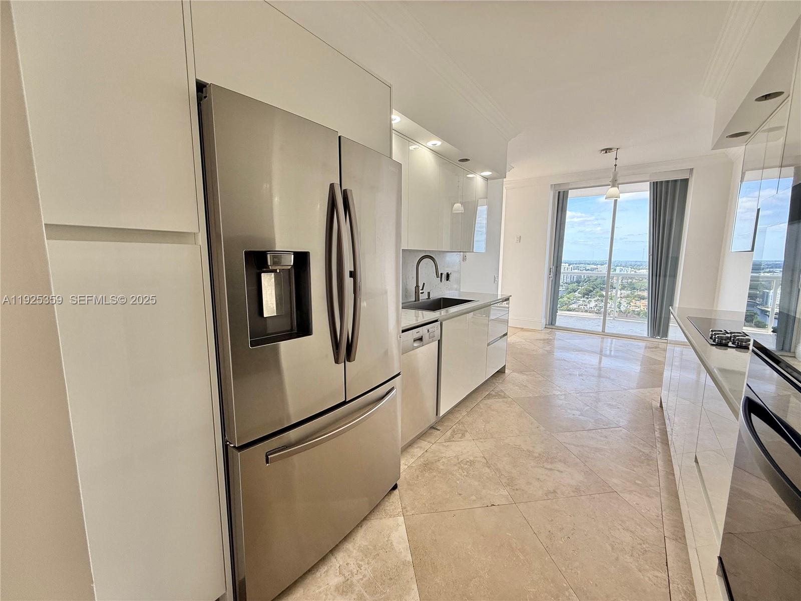 3801 NE 207th St #2503, Aventura FL 33180