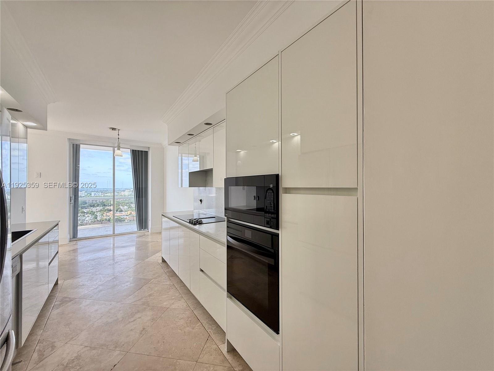 3801 NE 207th St #2503, Aventura FL 33180