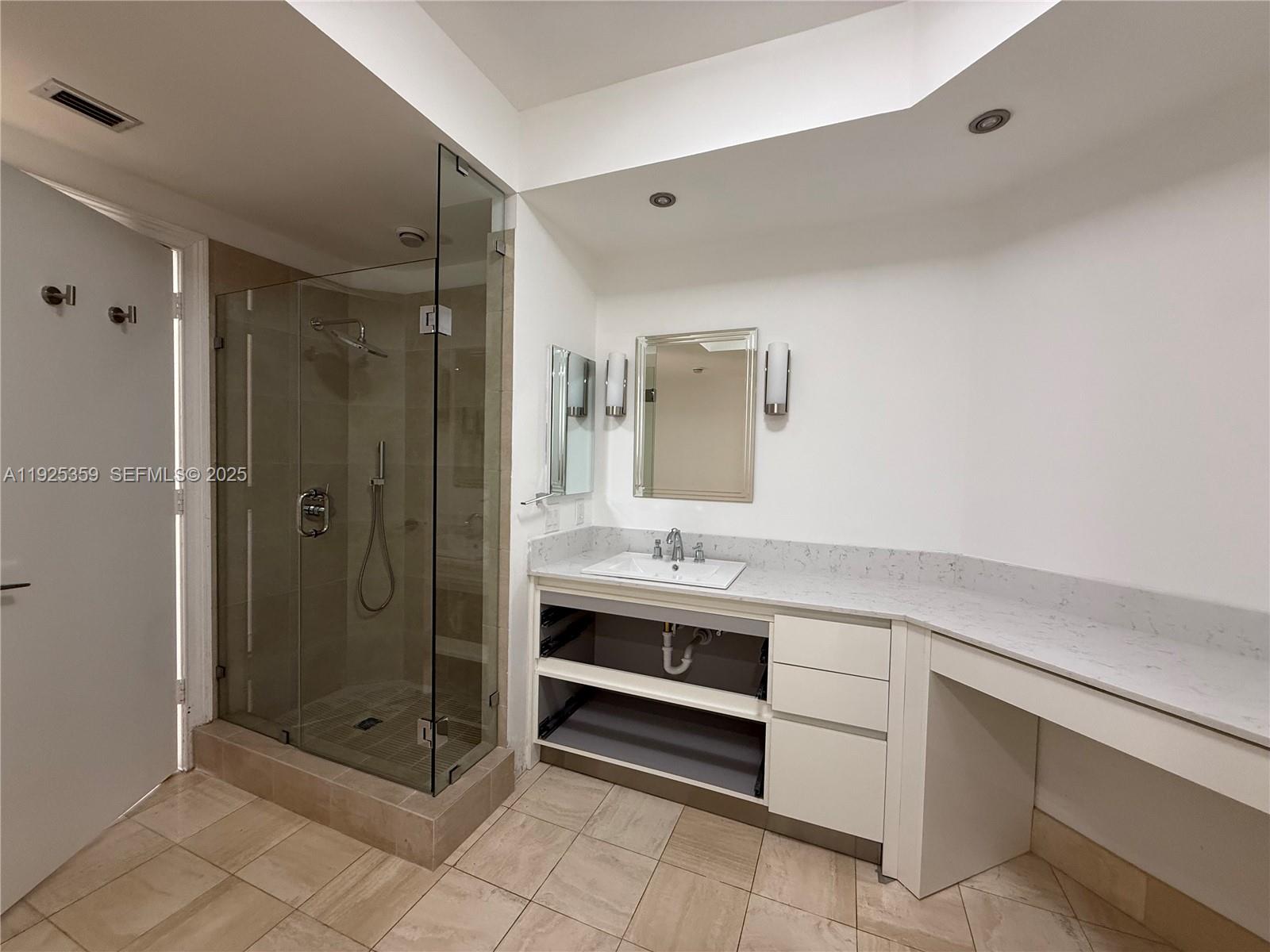 3801 NE 207th St #2503, Aventura FL 33180