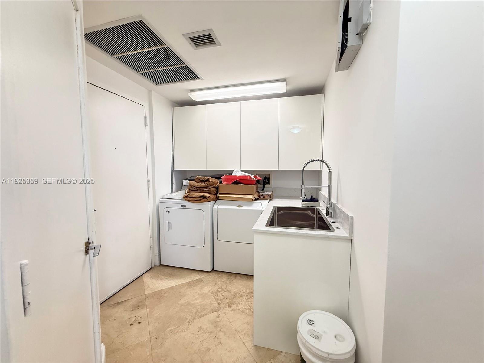 3801 NE 207th St #2503, Aventura FL 33180