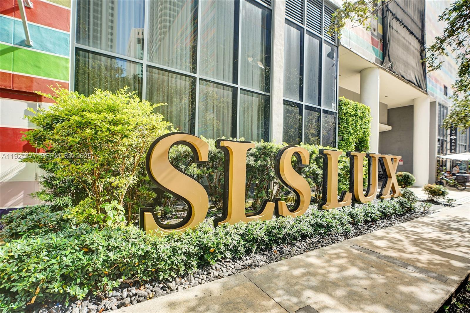 801 S Miami Ave #2405, Miami FL 33130