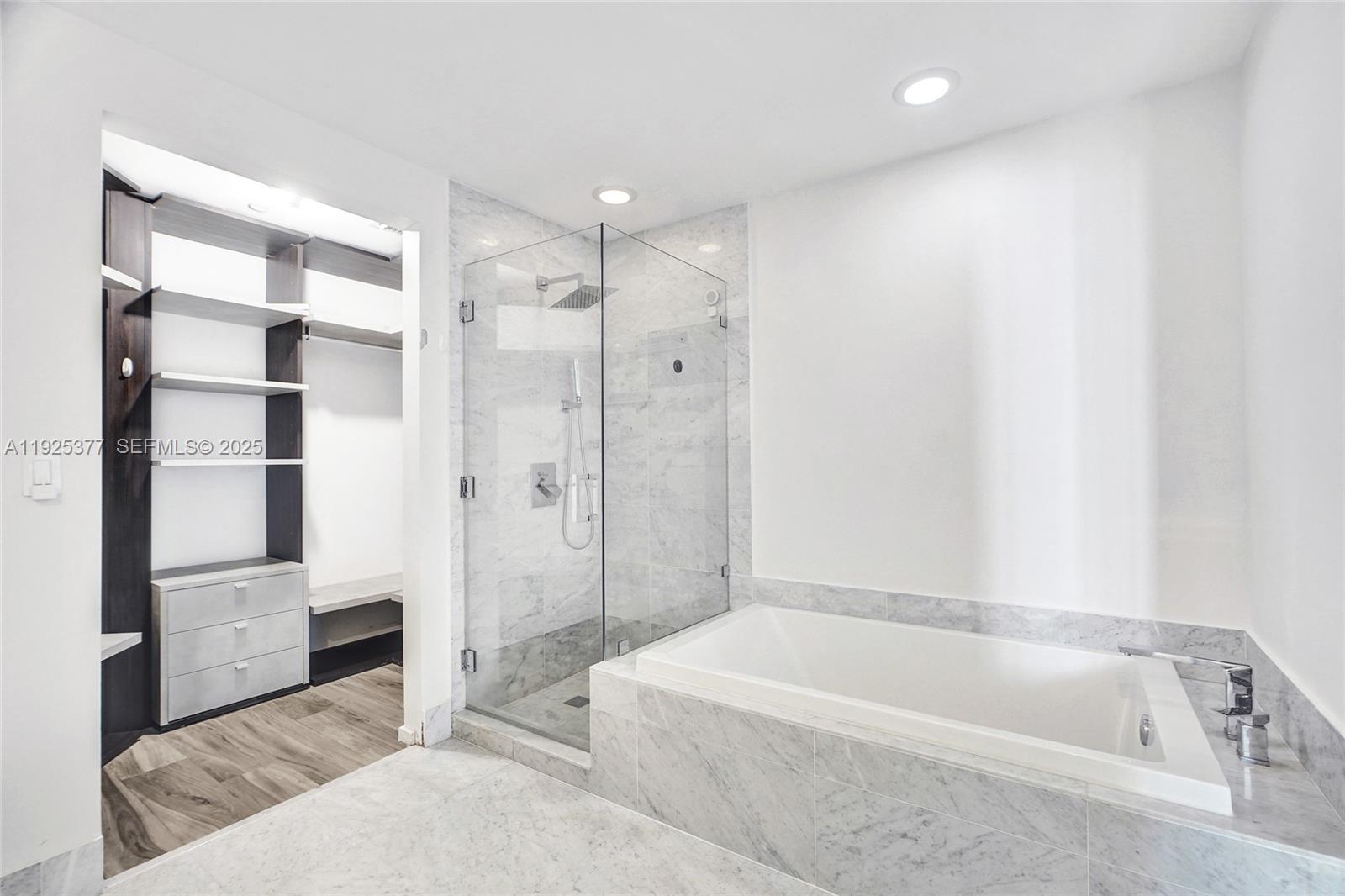 801 S Miami Ave #2405, Miami FL 33130