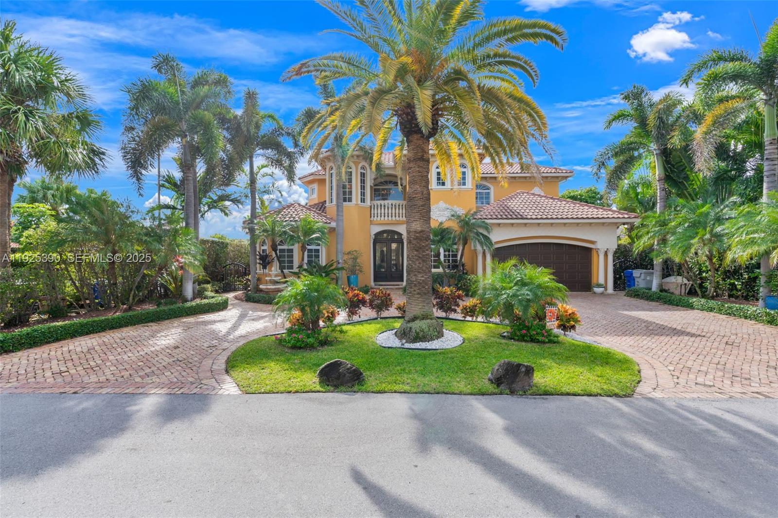 3406 Leigh Rd, Pompano Beach FL 33062