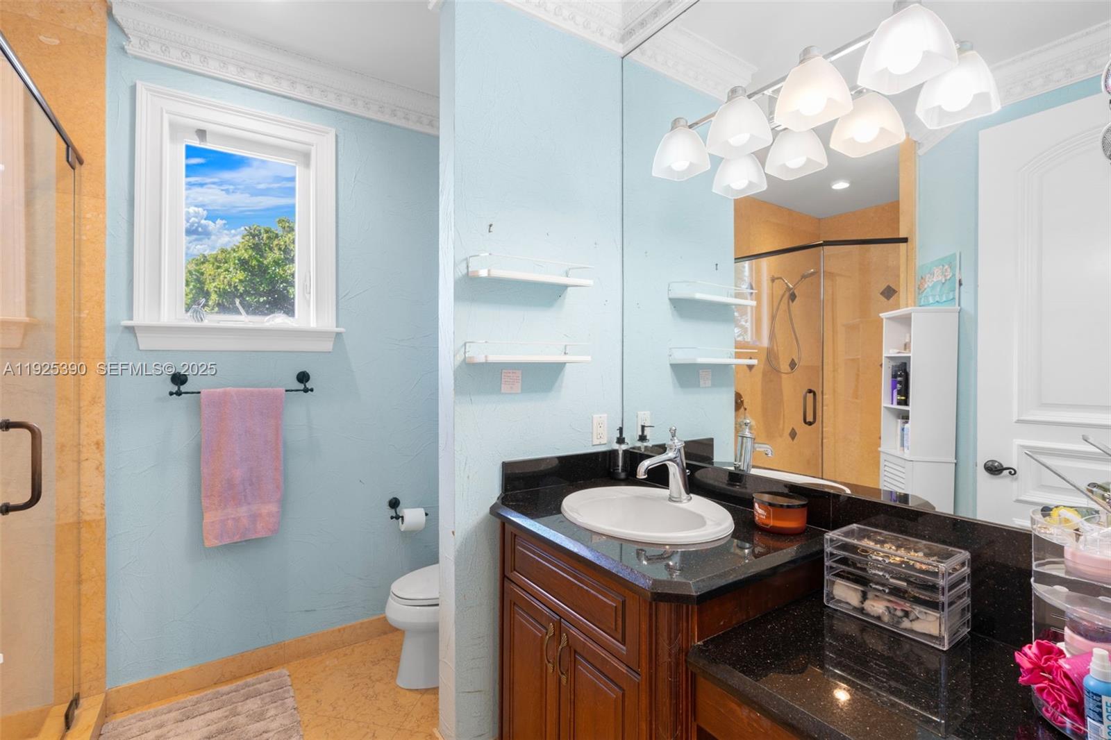 3406 Leigh Rd, Pompano Beach FL 33062