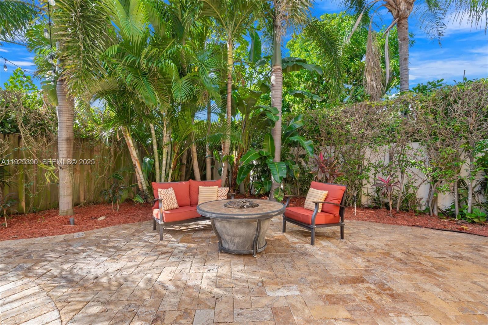 3406 Leigh Rd, Pompano Beach FL 33062