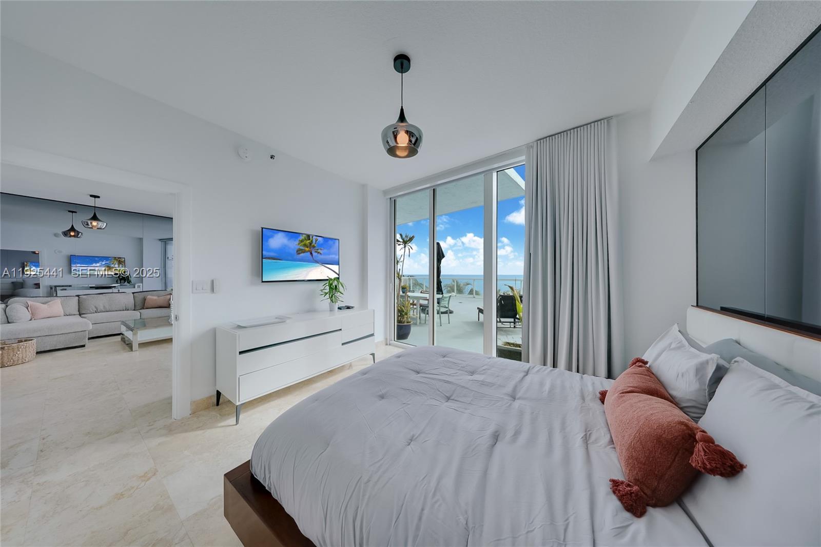 6515 Collins Ave #605, Miami Beach FL 33141