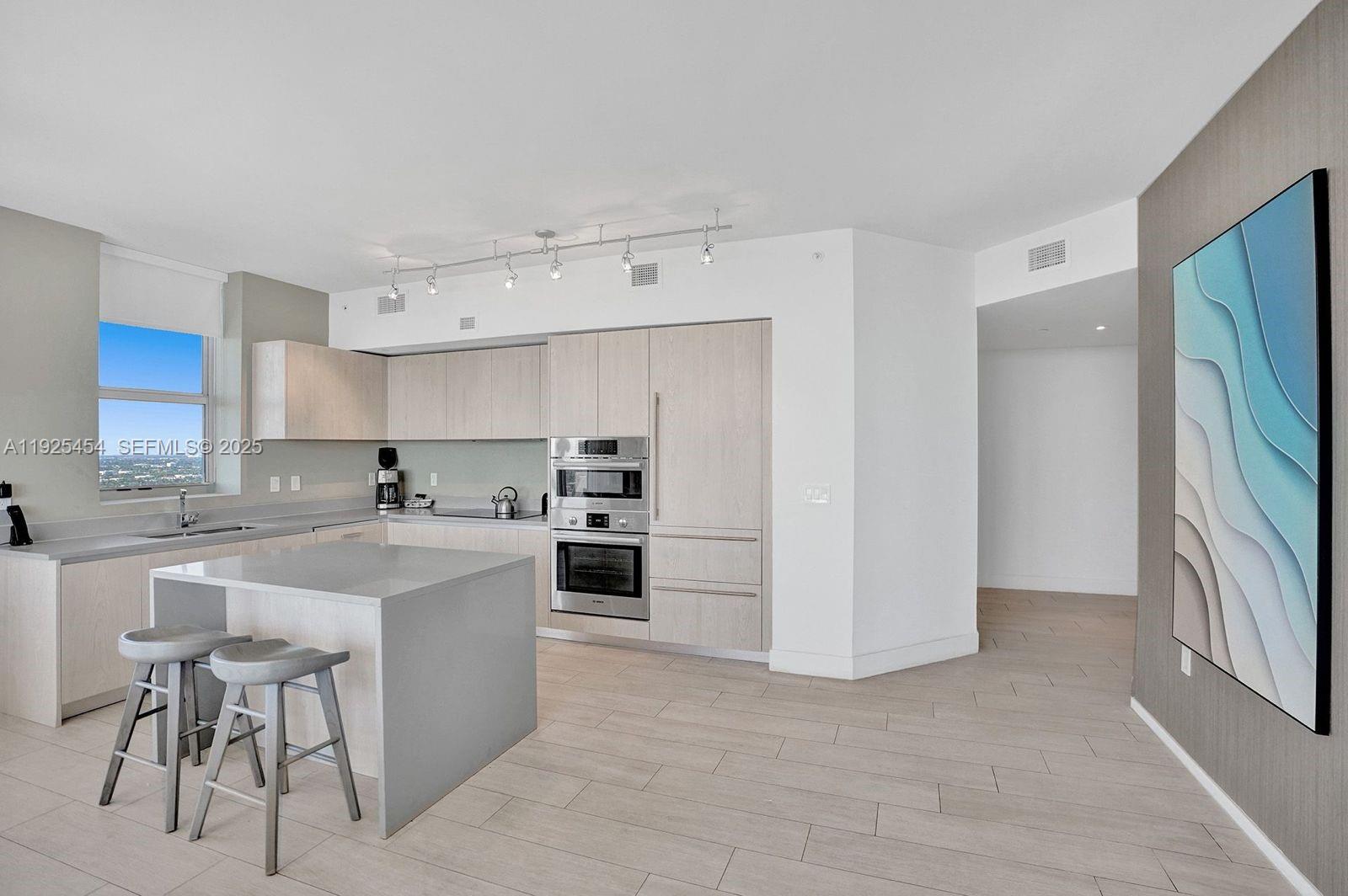 4010 S Ocean Dr #R1108, Hollywood FL 33019