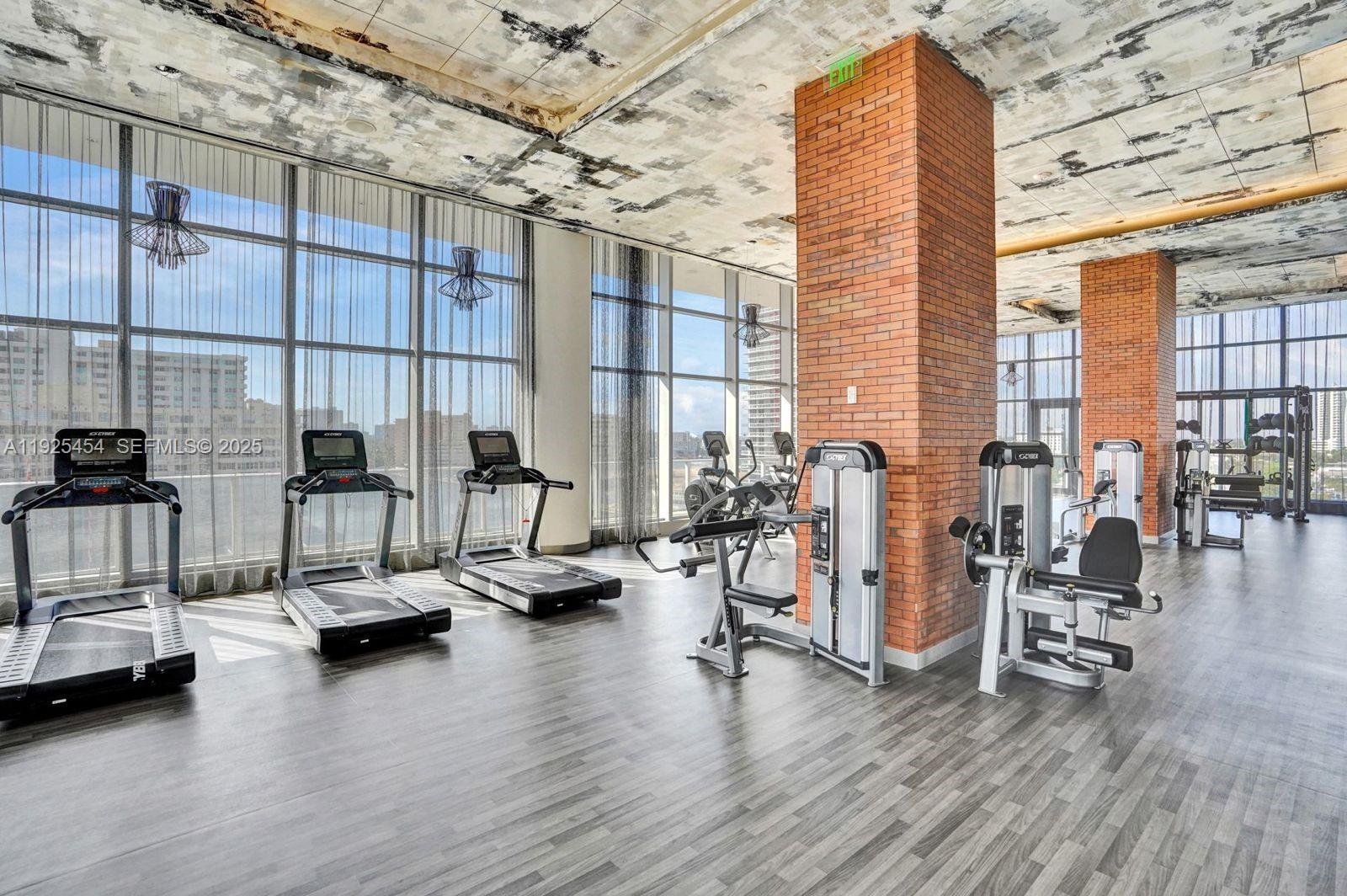 4010 S Ocean Dr #R1108, Hollywood FL 33019