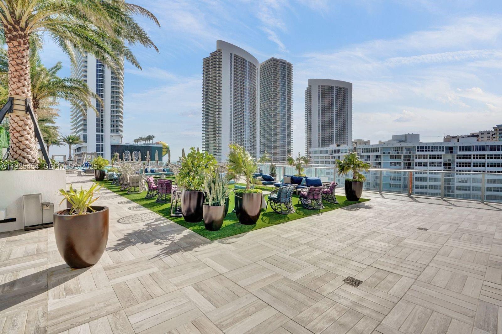 4010 S Ocean Dr #R1108, Hollywood FL 33019