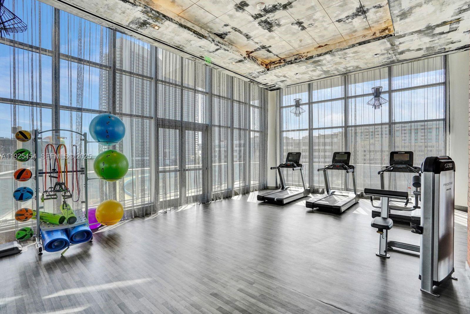 4010 S Ocean Dr #R1108, Hollywood FL 33019