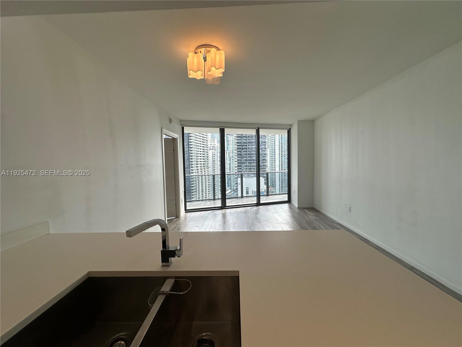 801 S Miami Ave #2703, Miami FL 33130