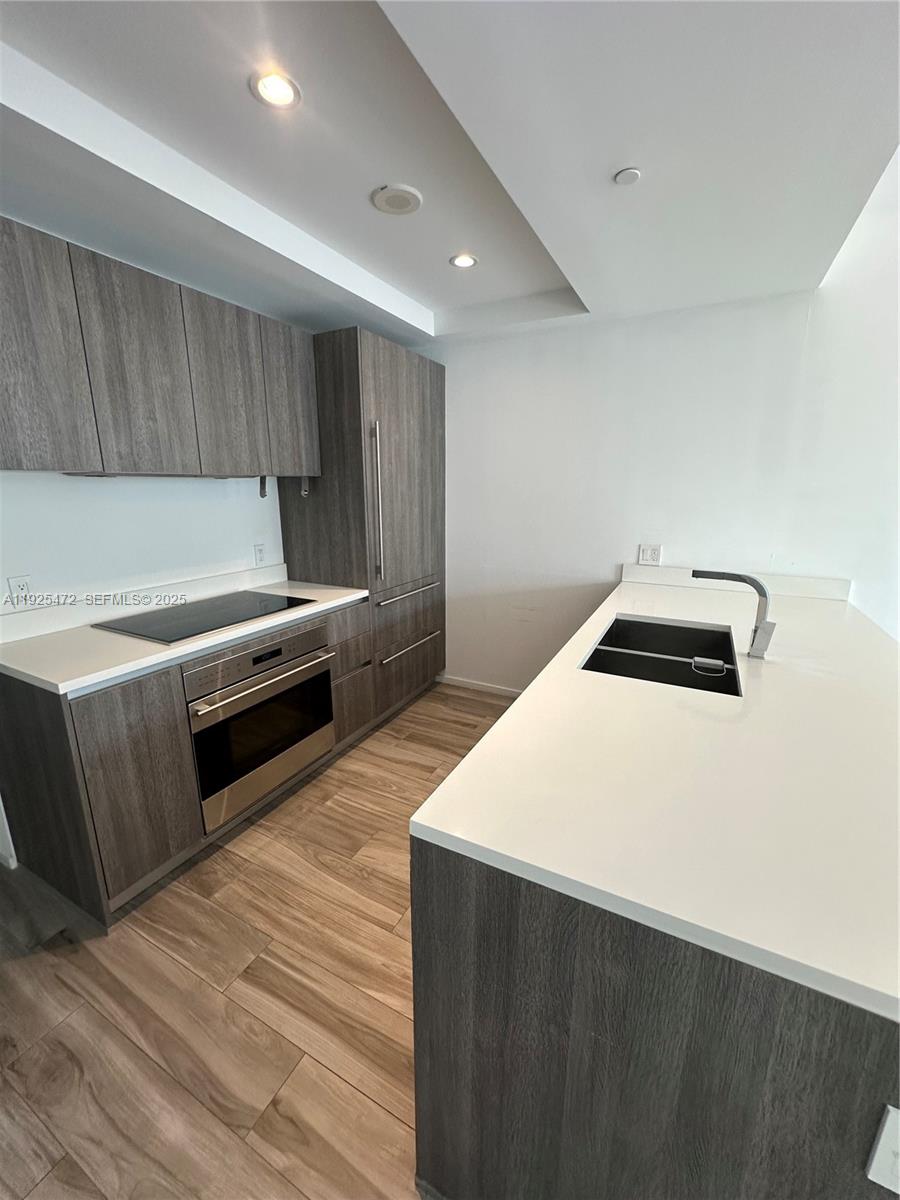 801 S Miami Ave #2703, Miami FL 33130