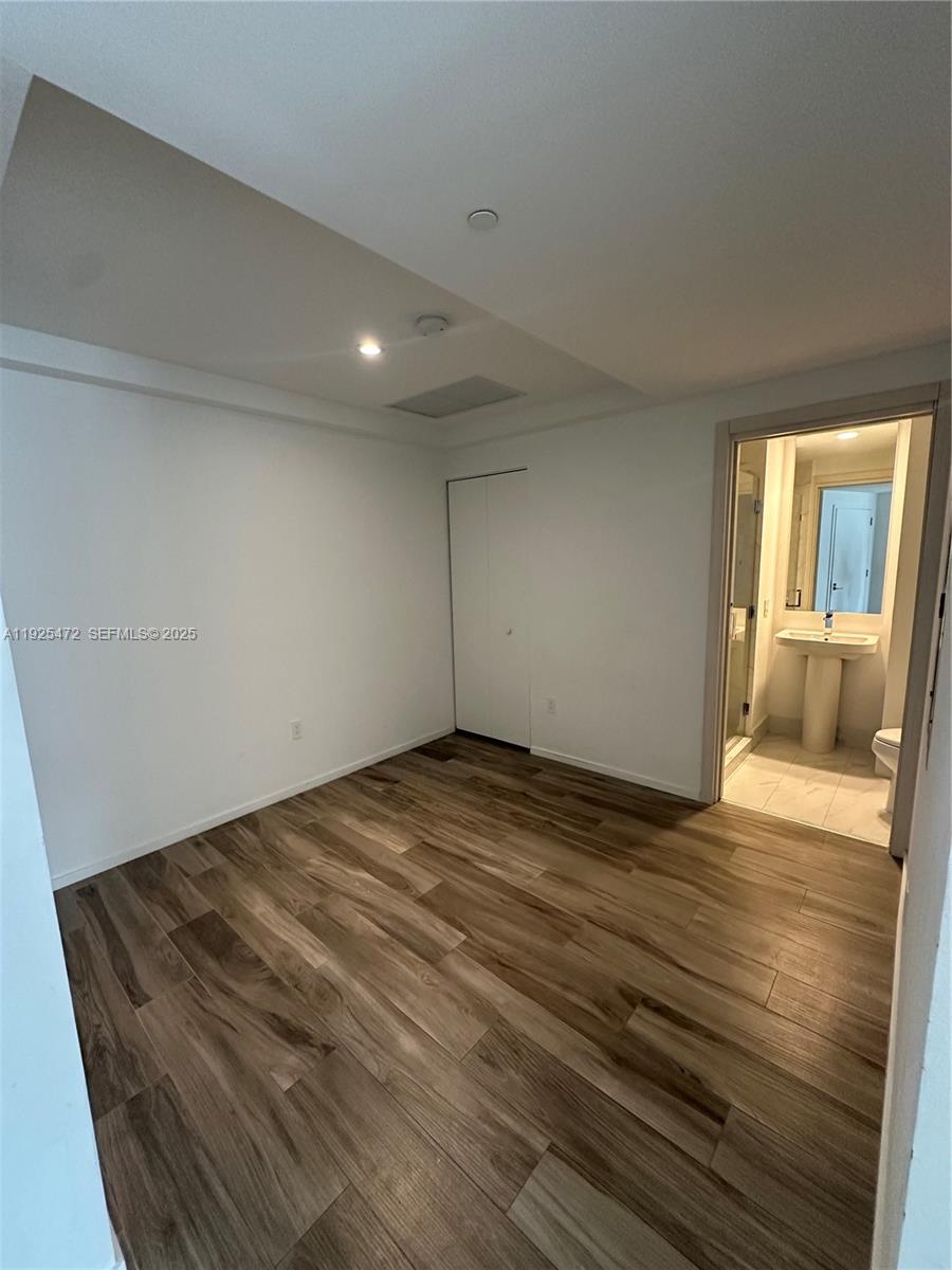 801 S Miami Ave #2703, Miami FL 33130