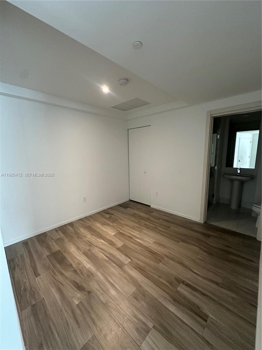 801 S Miami Ave #2703, Miami FL 33130