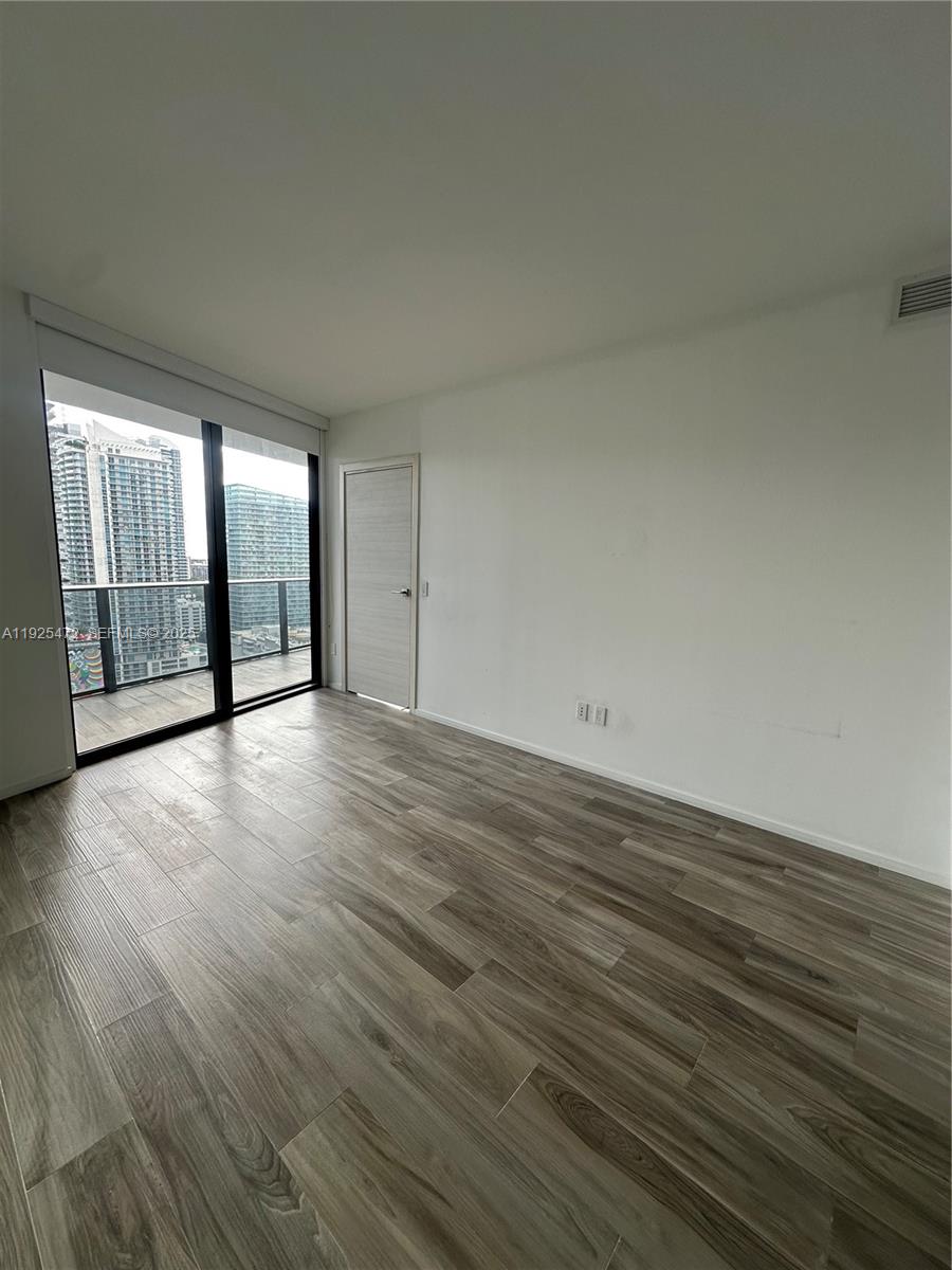 801 S Miami Ave #2703, Miami FL 33130