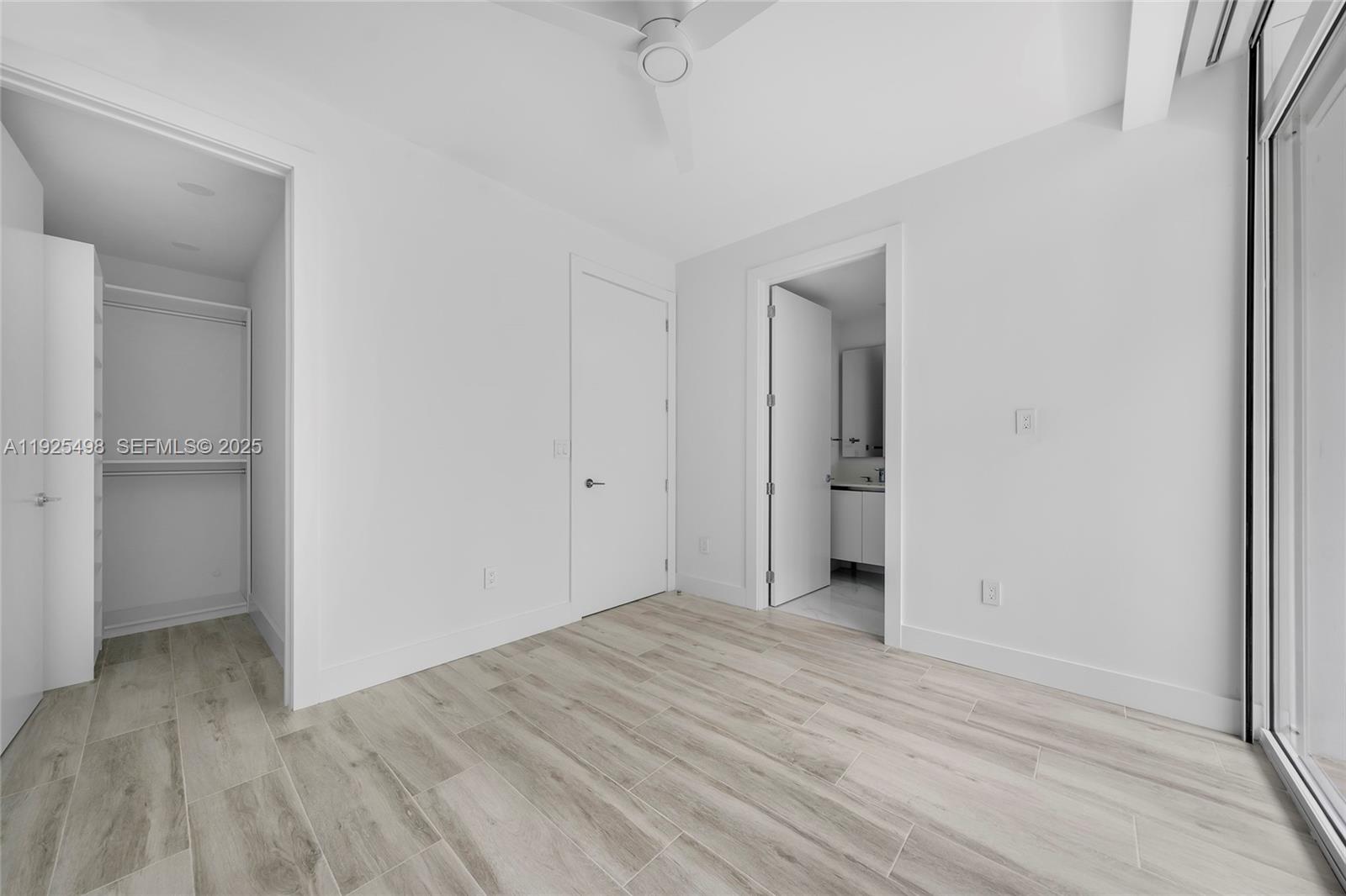 100 S Pointe Dr #TH-13, Miami Beach FL 33139