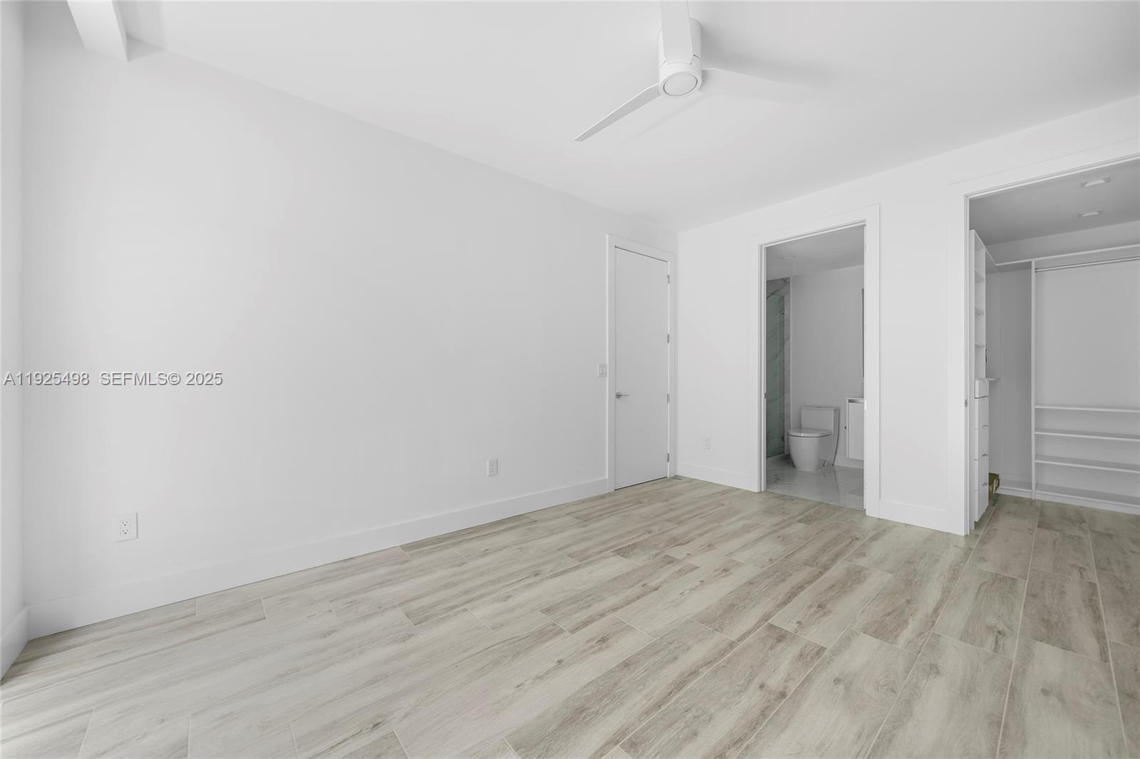 100 S Pointe Dr #TH-13, Miami Beach FL 33139