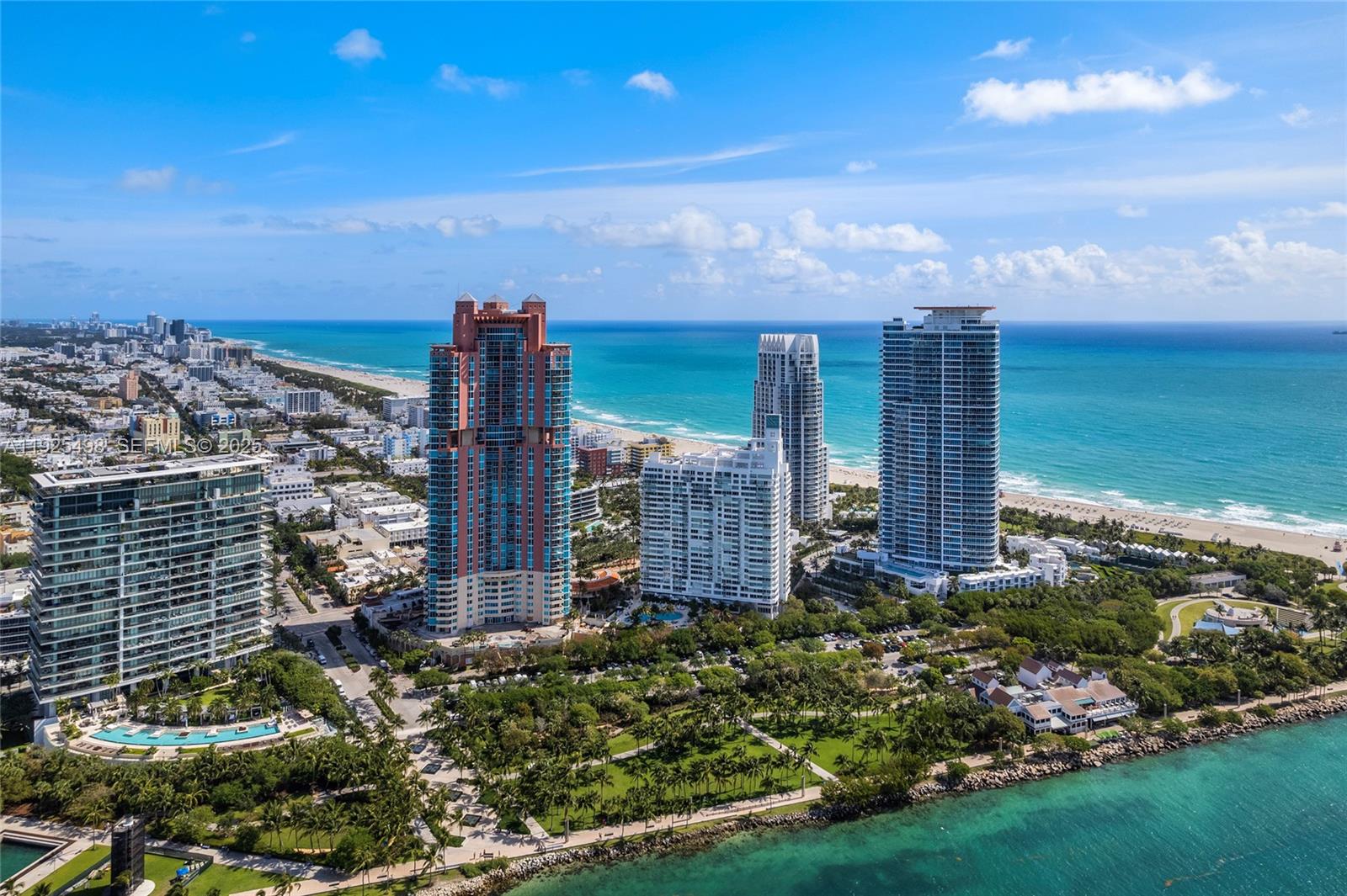 100 S Pointe Dr #TH-13, Miami Beach FL 33139