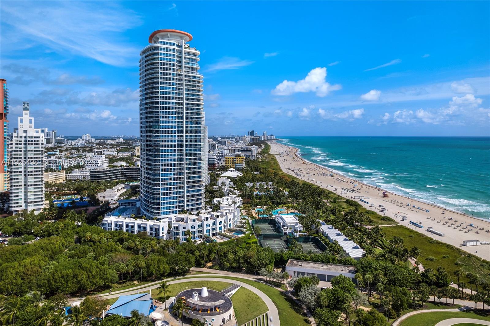 100 S Pointe Dr #TH-13, Miami Beach FL 33139