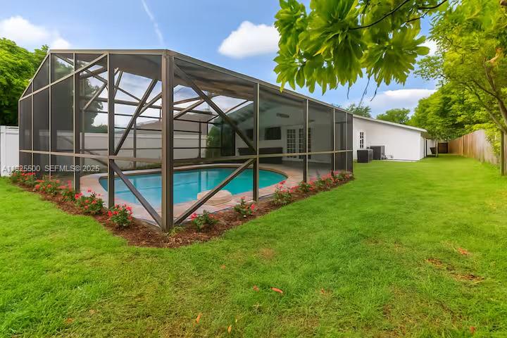 909 NE 7th St, Pompano Beach FL 33060