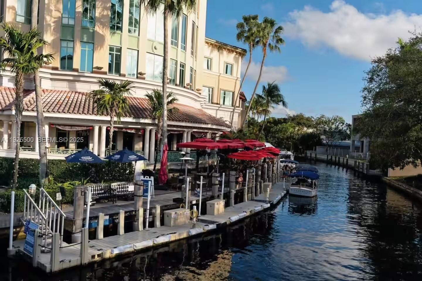 909 NE 7th St, Pompano Beach FL 33060