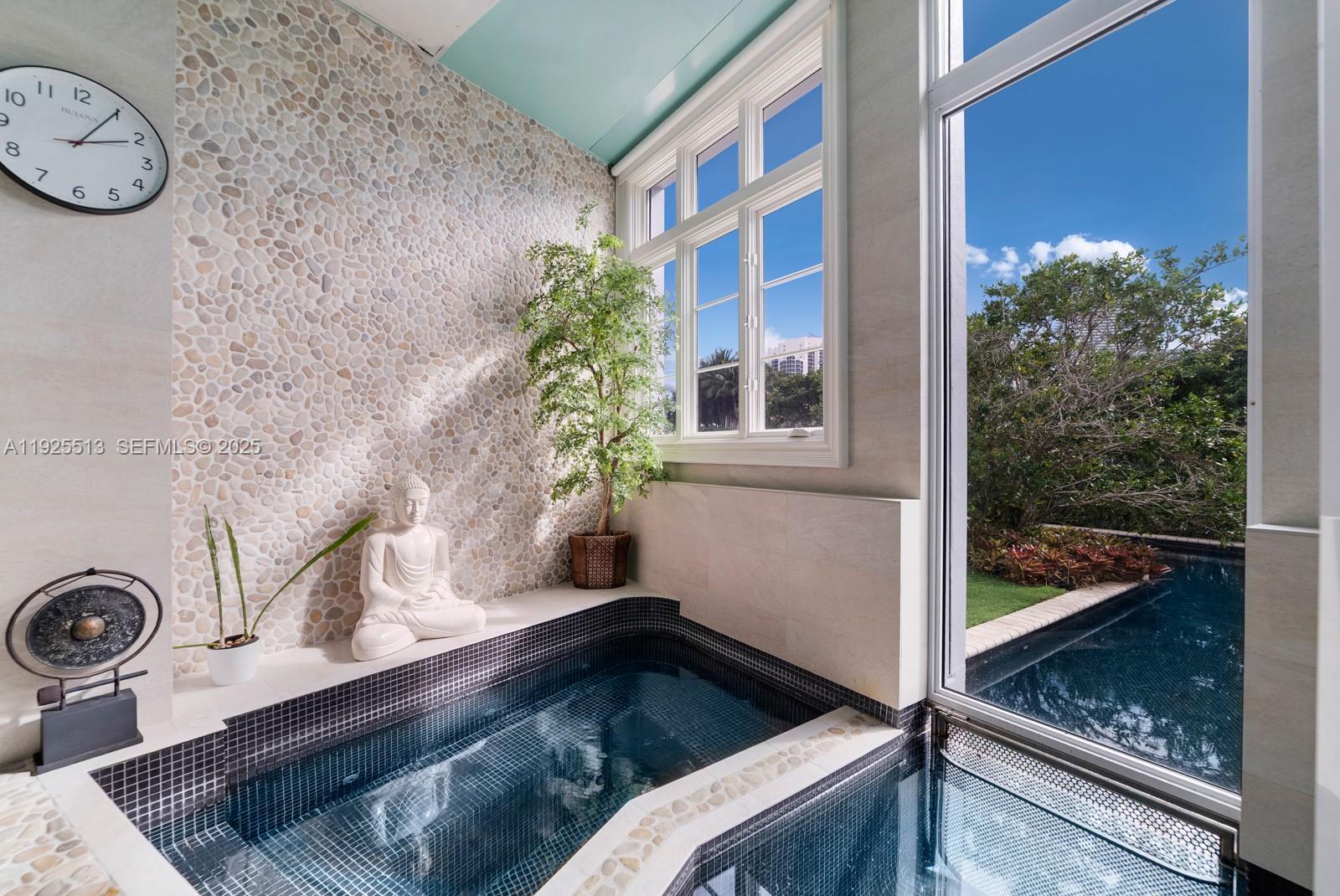 142 S Island Dr, Golden Beach FL 33160