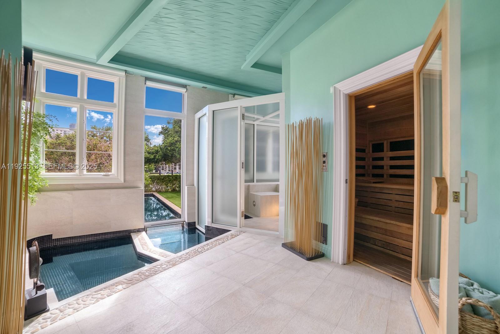 142 S Island Dr, Golden Beach FL 33160
