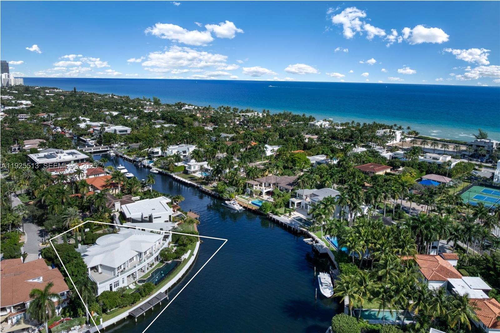 142 S Island Dr, Golden Beach FL 33160